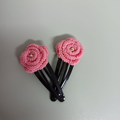Barrette au crochet, pince à cheveux au crochet, accessoire cheveux fille femme, création artisanale, cadeau fille femme, pince bébé