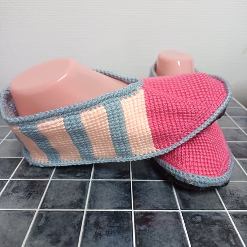 Chaussons pour femme au crochet tunisien 39 40, création artisanale, pantoufles tunisiennes, chaussons faits main