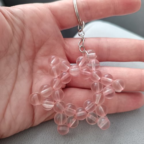 Porte-clés étoile en perles roses translucides fait main, bijou de sac kawaii artisanal