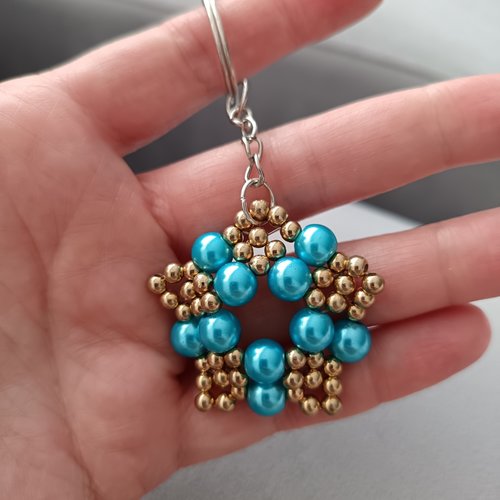Porte-clés étoile en perles turquoise et dorées fait main, bijou de sac artisanal