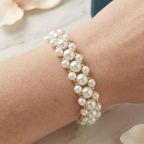 Bracelet tissé main perles blanches et dorées, bracelet élégant femme, bijou bohème chic, cadeau femme