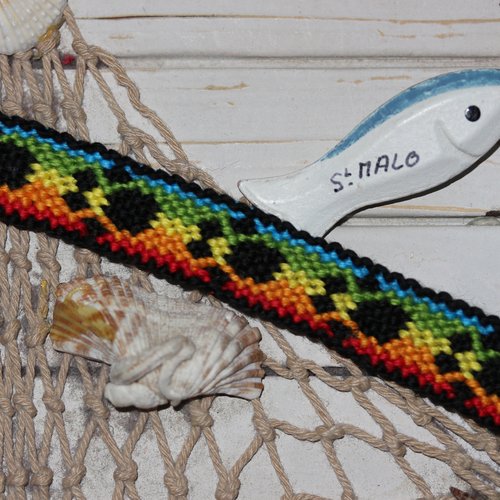 Nouveaute: bracelet brésilien "pattes de chien"