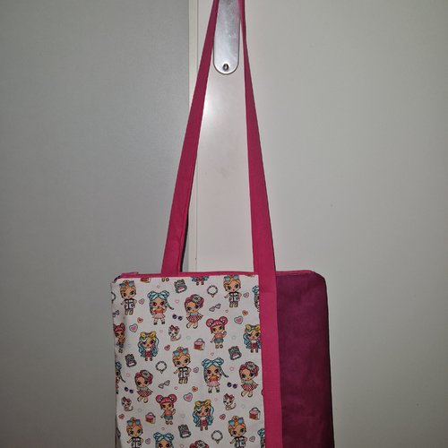 Nouveaute: sac atypique "paris"