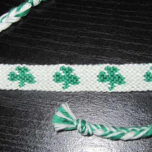 Bracelet brésilien trèfles 3 feuilles