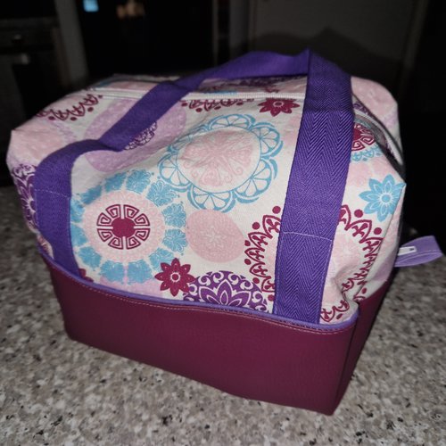 Nouveaute: lunch box / glacière isotherme "mandalas rose/violet"