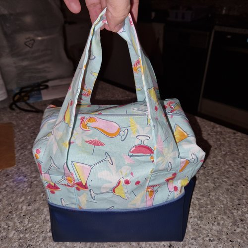 Nouveaute: lunch box / glacière isotherme "cocktails"