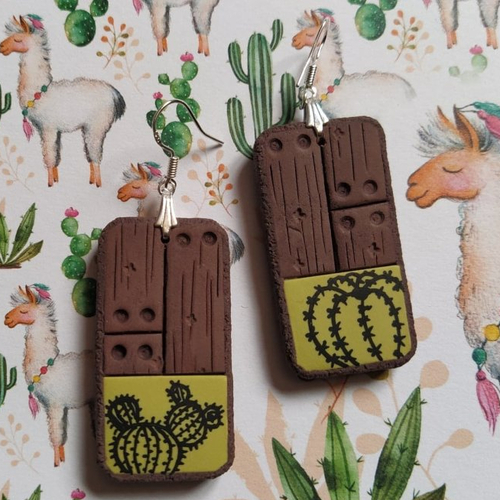 Boucles d'oreilles en polymère marron vert anis motifs cactus