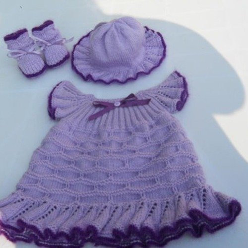 Ensemble Robe Chapeau Et Chaussons Bebe 3 Mois Un Grand Marche