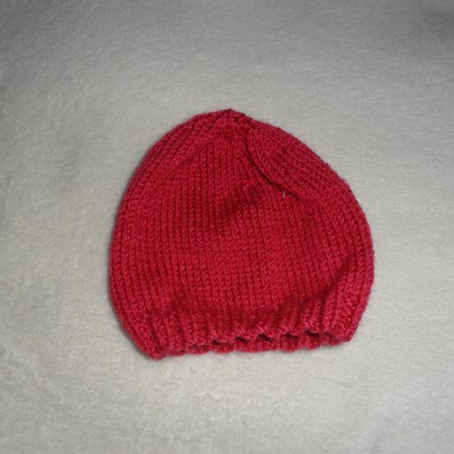 Bonnet bébé tricoter main o/3 mois couleur rouge