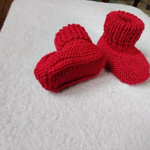 Chaussons bébé 0/3 mois tricoter mains
