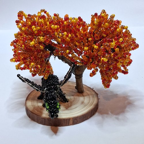 Dragon sous l'arbre de feu