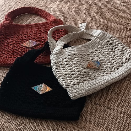 Cabas le "cabacool" en coton recyclé, décoration en fibre de bois laquée. entièrement fait main