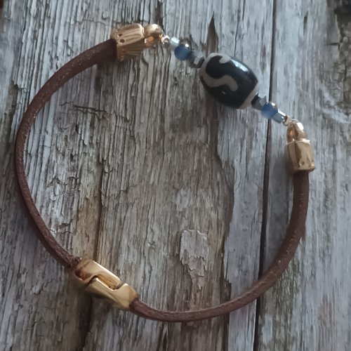 Bracelet cuir camel perle thibétaine artisanat