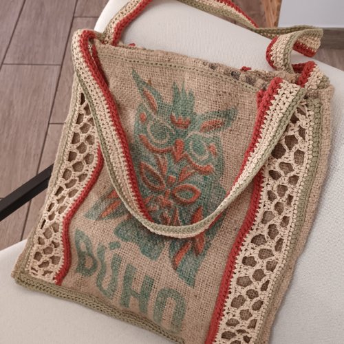 Sac cabas en toile de jute naturelle issu d'un sac à café