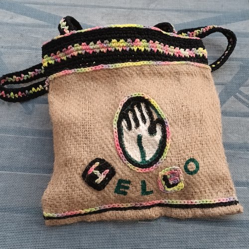 Upcycling sac à bandoulière "hello"