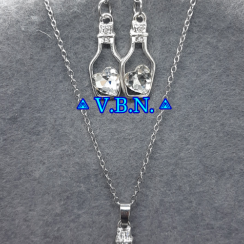 Parure collier et boucles d'oreilles avec bouteille coeur blanc ou rose