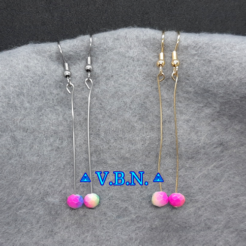Boucles d'oreilles tige simple avec perles fluo inoxydable