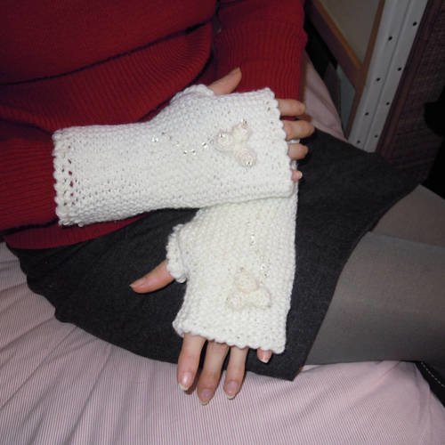 Mitaines hiver femmes, gants sans doigts femmes ou adolescente laine blanche.