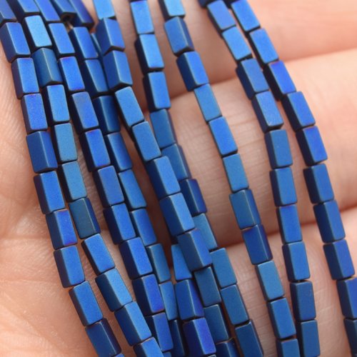 1 chapelet de perles d'hématite rectangle bleu