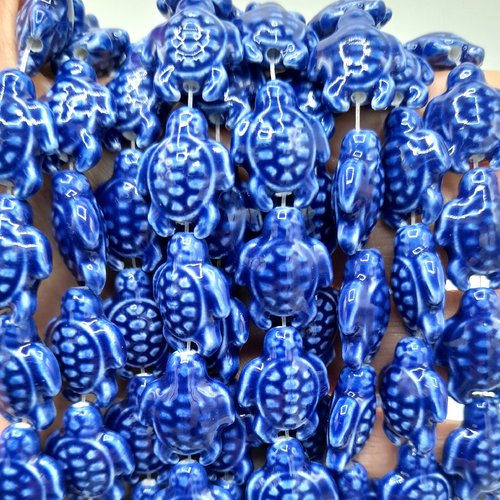 Perles tortues  en porcelaine  émaillée bleu faience - lot de 4 perles