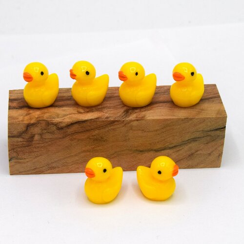 Lot de petits 6 canards , décoration résine animaux