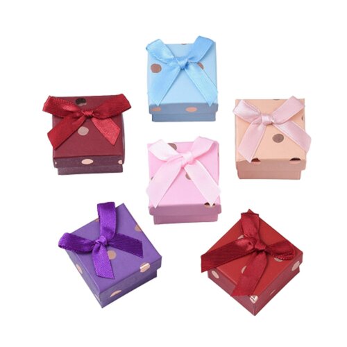 X1 petite boite cadeau carré de couleur avec noeud  pour bijoux bague, boucles oreilles... vendu a l'unite