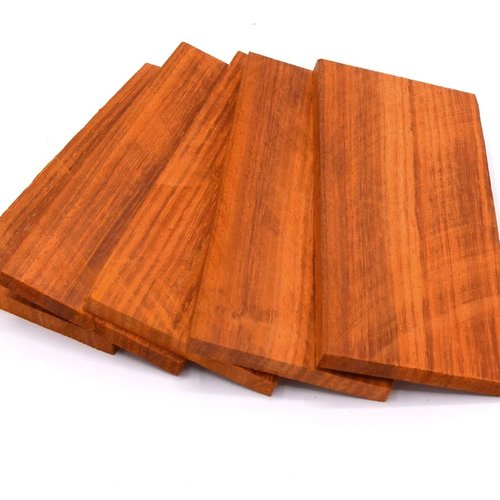 X10 plaquettes en bois de padouk pour décoration et gravure 5.5 x 11.5 cm