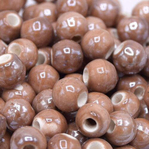 Perles en porcelaine émaillées rondes marron clair  ~6mm- lot de 20 unités