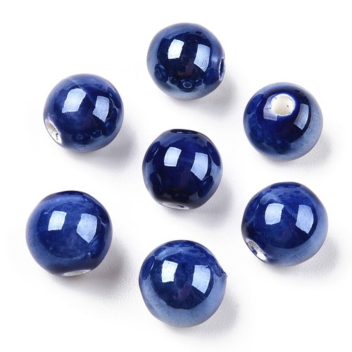 Lot de 20 perles rondes en porcelaine – bleu de prusse 8 mm – fait main