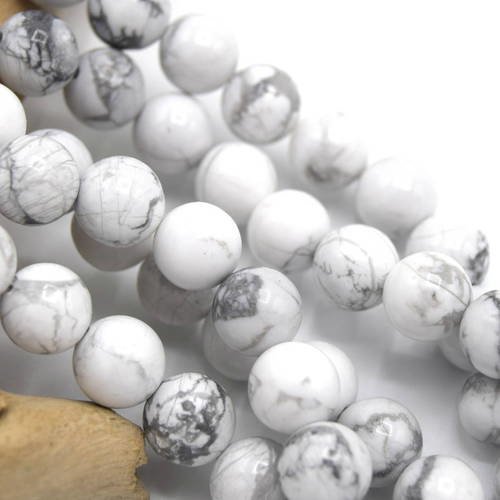 1 chapelet de  perles howlite naturelles 8mm 