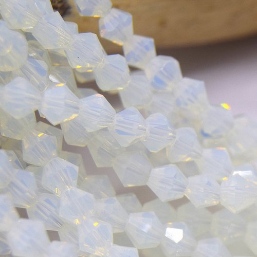 1 chapelet de perles à facettes d'opale toupie 4mm (~120 perles) - 