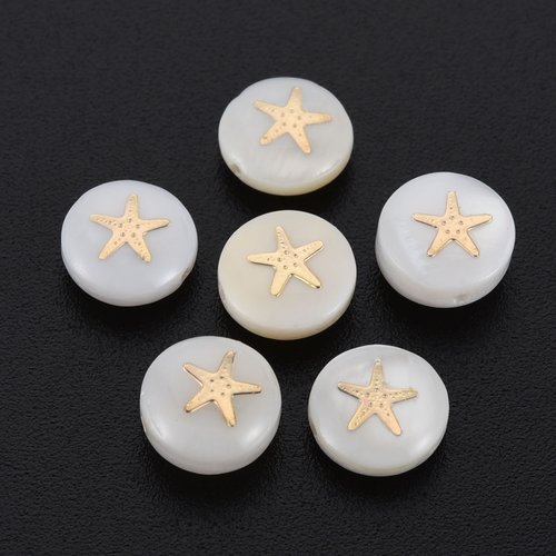 Perles coquillage d'eau douce naturelles rondes et plates 8mm, image étoile de mer doré - lot de 5 unités