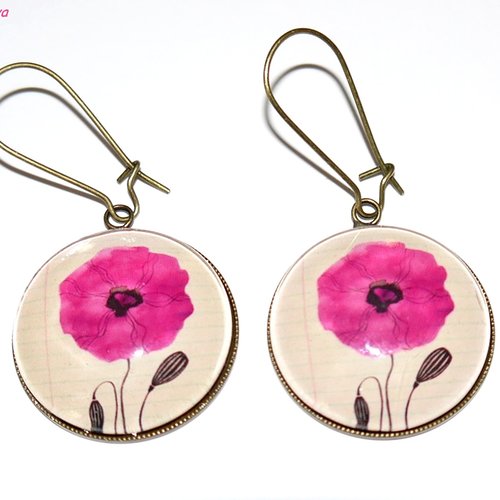 Boucles d’oreilles bronze avec cabochons en verre * fleurs fuchsias *