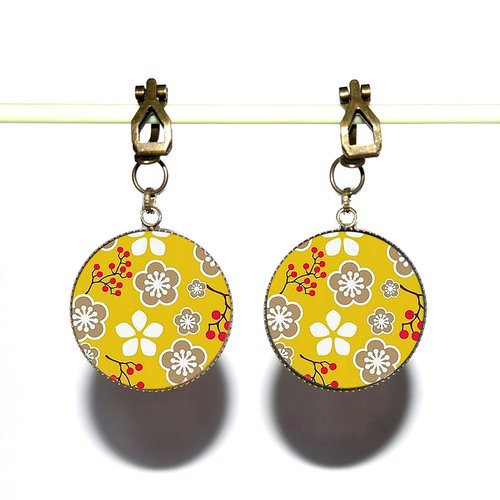 Clips d’oreilles bronze avec cabochons en résine * motifs floraux asiatiques * 4