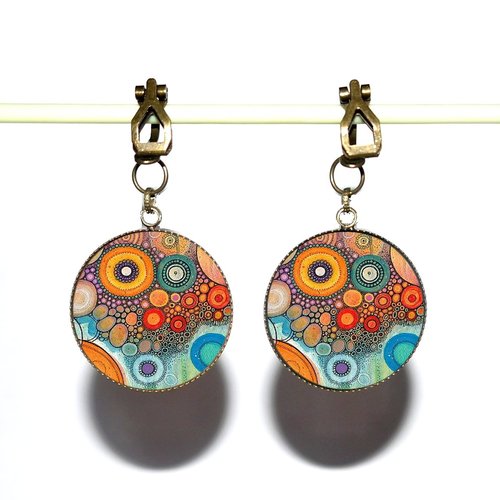Clips d’oreilles bronze avec cabochons en résine * motifs multicolores * 9
