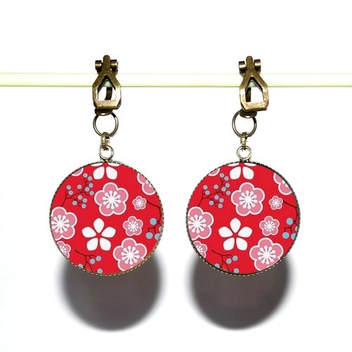 Clips d’oreilles bronze avec cabochons en résine * motifs floraux asiatiques *