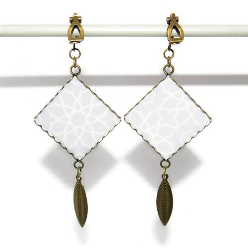 Clips d’oreilles bronze avec cabochons en résine * motifs * 104
