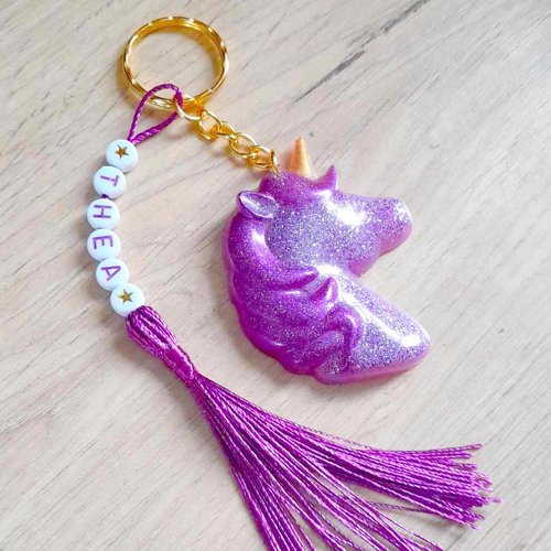 Porte-clé licorne violette pailletée personnalisable – prénom au choix – fait main