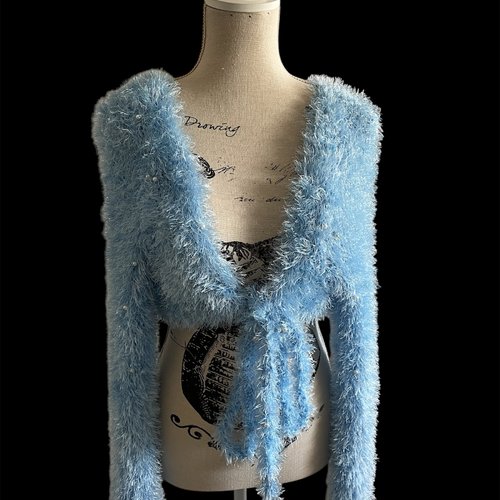 Boléro femme bleu avec perles blanches