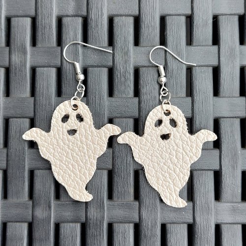 Boucles d'oreilles fantôme