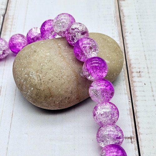 80 perles en verre craquelées violettes et transparentes 10mm