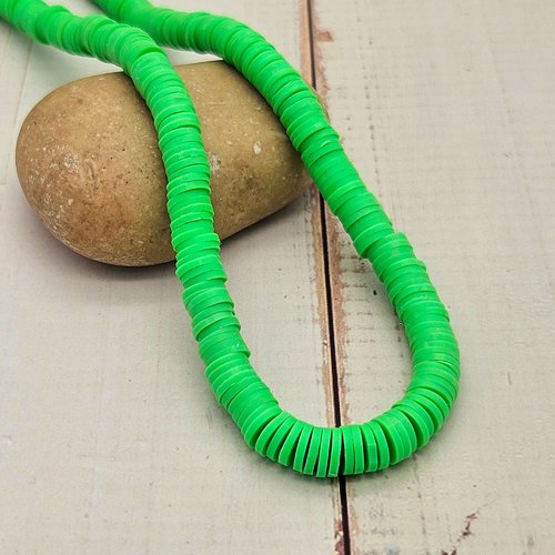 350 perles heishi vert néon 6mm