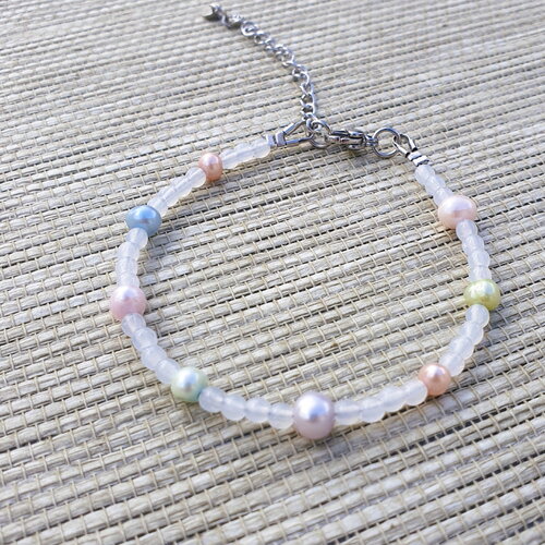 Bracelet de perles d'eau douce et perles de verre