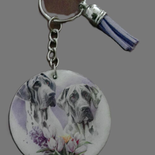 Porte clé chien - dogue allemand - acrylique ou en bois
