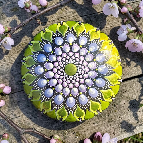 Grande pierre mandala bronze & mauve en plâtre résine – peinte à la main