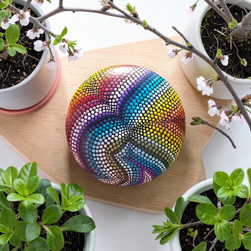 Pierre de méditation mandala multicolore – plâtre résine peint à la main