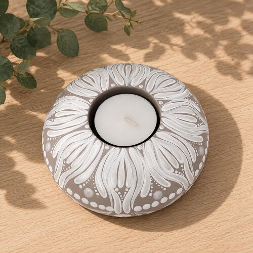Bougeoir mandala taupe, blanc & nacré en plâtre résine – peint à la main