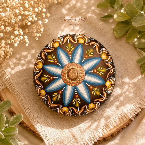 Grande pierre mandala bronze, bleu & doré – peinte à la main
