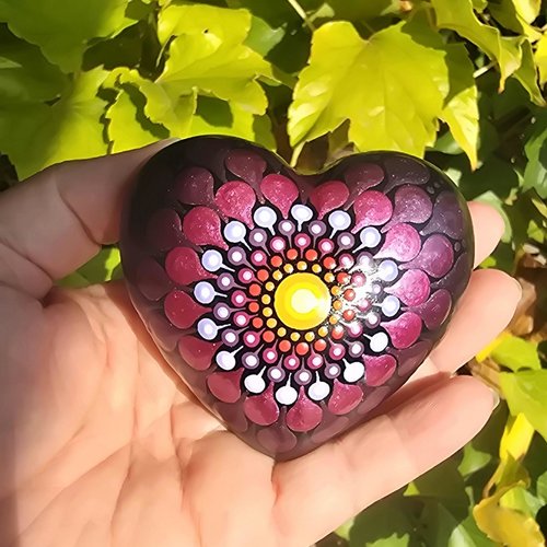 Pierre cœur mandala orange, mauve & fuchsia – peinte à la main