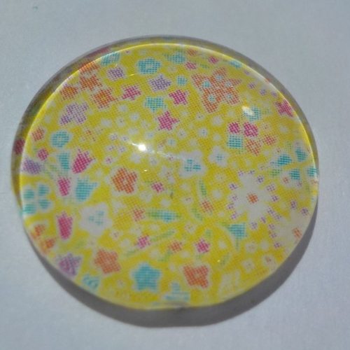 Cabochon avec son image de fleur liberty, jaune, en verre, rond, 20 mm